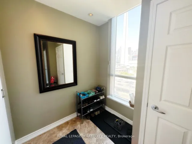 Additional property image - 228 Queens Quay Unit 1202