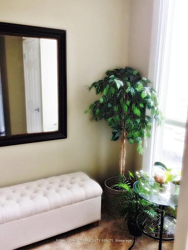 Additional property image - 228 Queens Quay Unit 1202