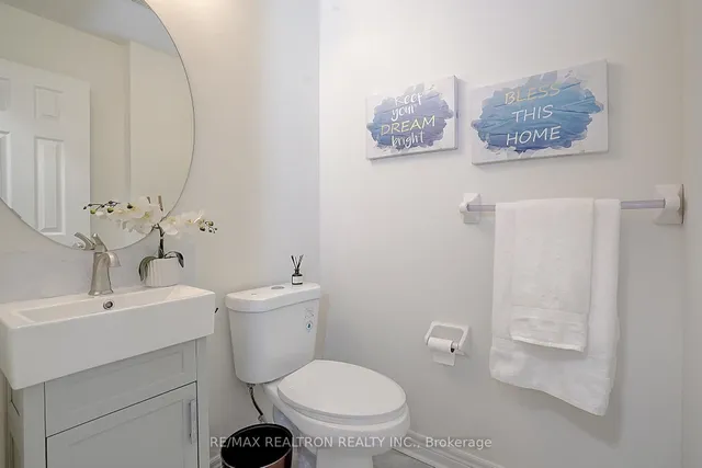 Additional property image - 171B Finch Ave