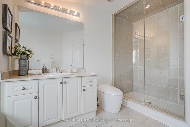 Additional property image - 171B Finch Ave
