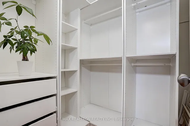 Additional property image - 171B Finch Ave