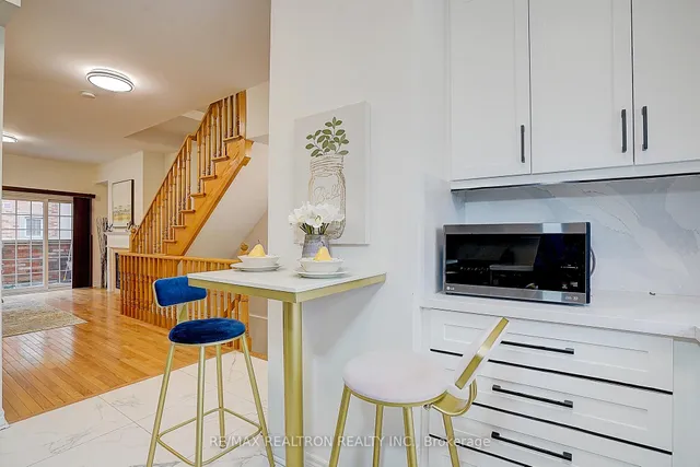Additional property image - 171B Finch Ave