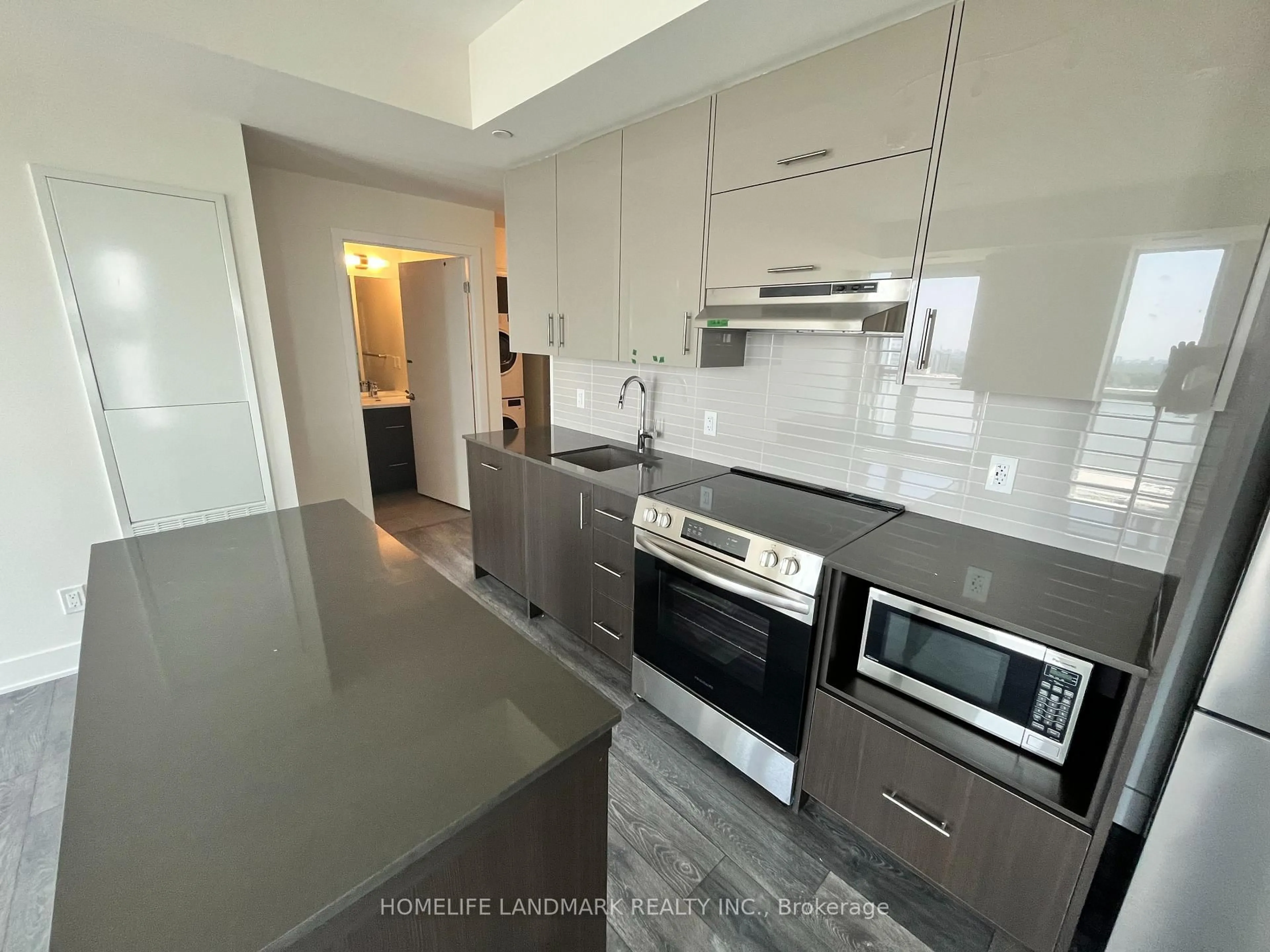 Standard kitchen, unknown for 188 Fairview Mall Dr #2805, Toronto Ontario M2J 0H7