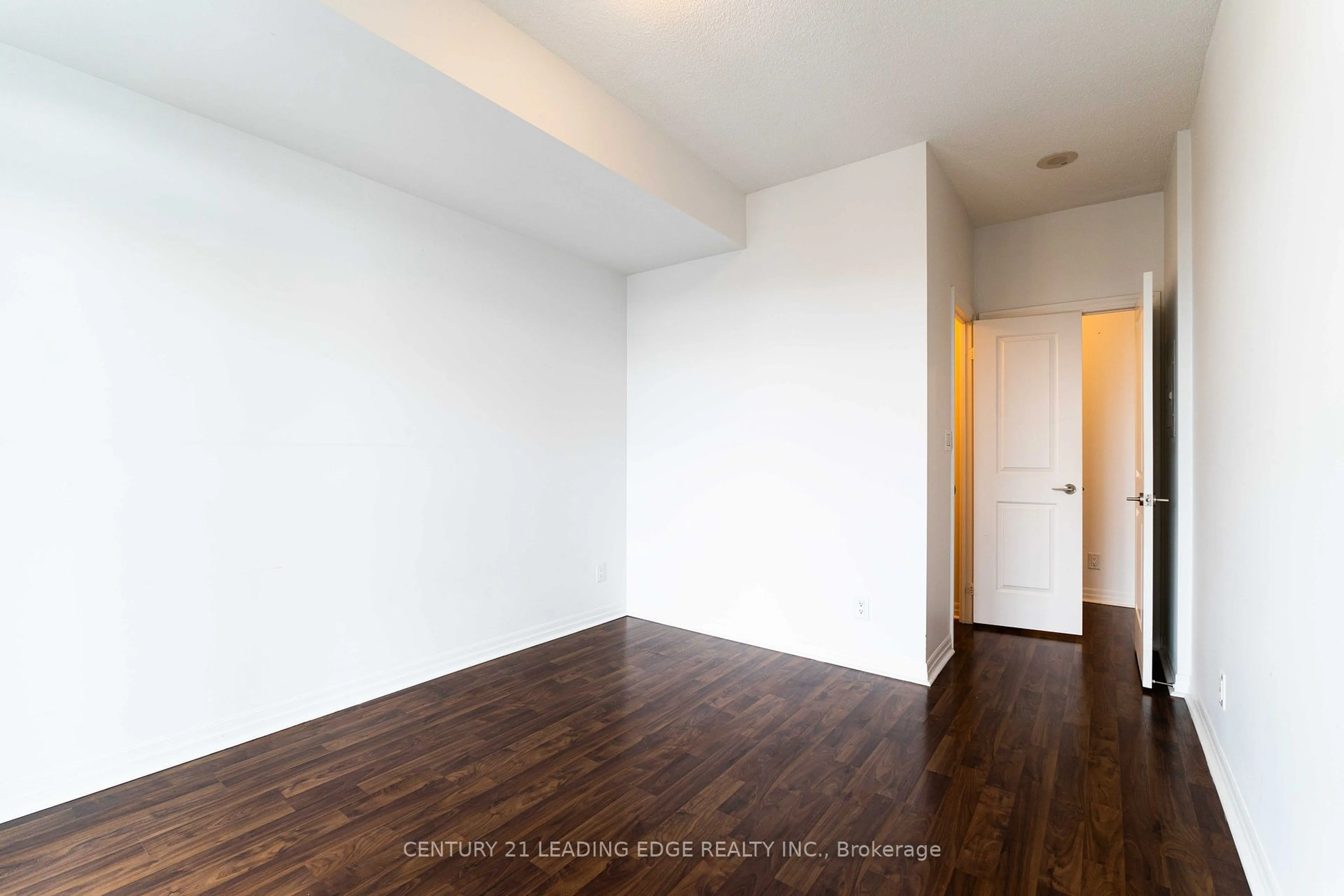 A pic of a room for 30 Herons Hill Way #1802, Toronto Ontario M2J 0A7