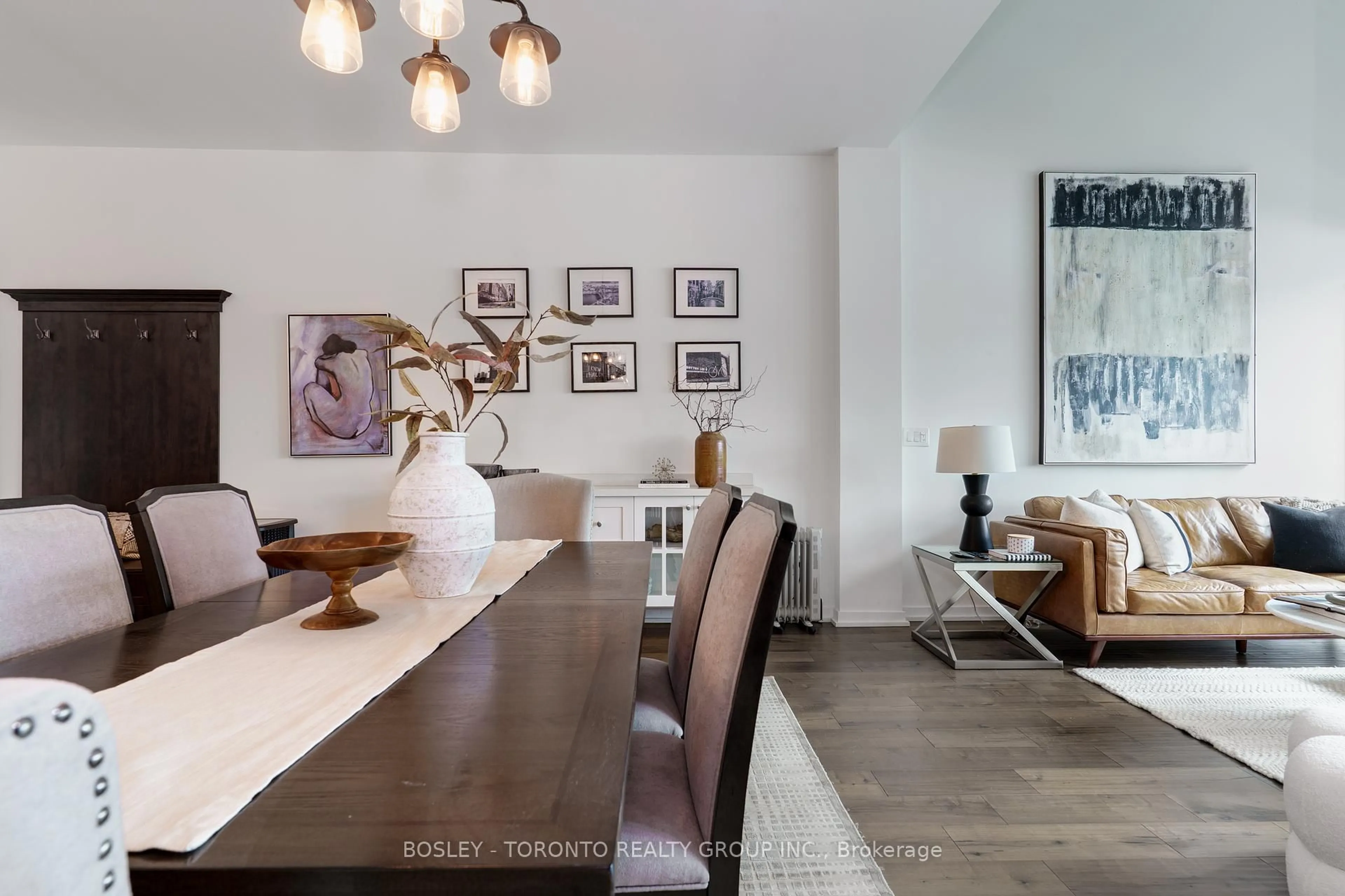 Dining room, wood/laminate floor for 160 Baldwin St #420, Toronto Ontario M5T 3K7