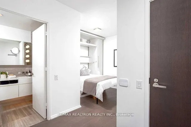 Additional property image - 45 Charles St Unit 4815