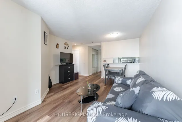 Additional property image - 7 Bishop Ave Unit 815