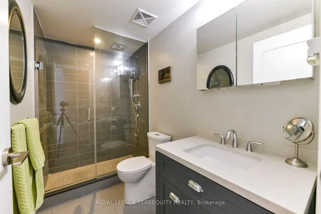 Additional property image - 25 Malcolm Rd Unit 501