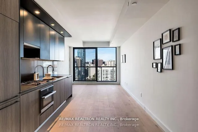 Additional property image - 81 Wellesley St Unit 1806