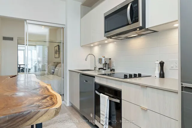 Additional property image - 135 Lower Sherbourne St Unit 1064