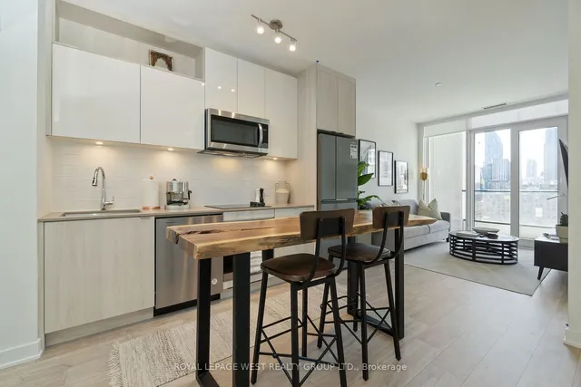Additional property image - 135 Lower Sherbourne St Unit 1064