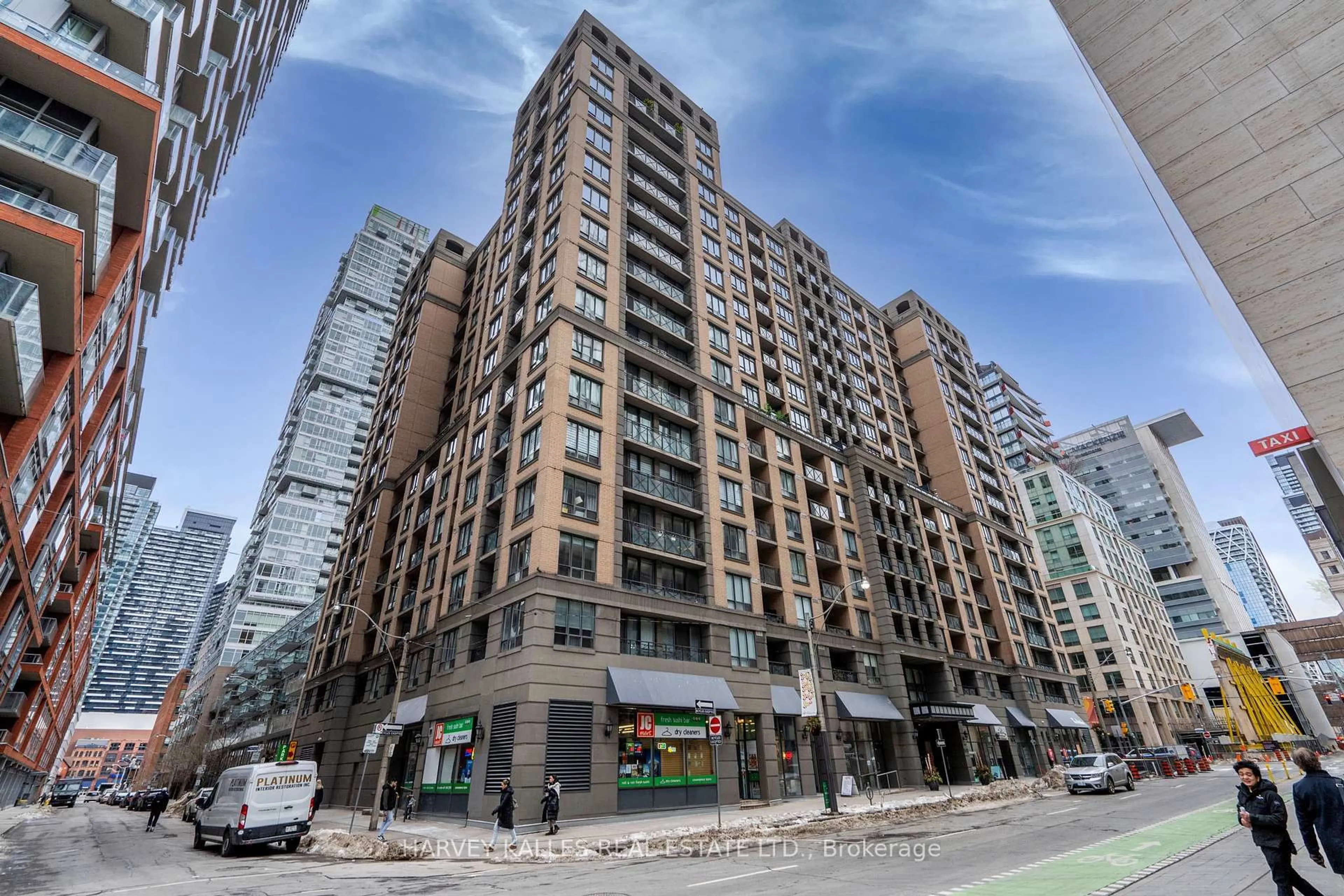 Patio, unknown for 140 Simcoe St #1412, Toronto Ontario M5H 4E9