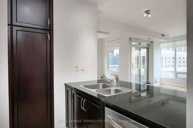 Additional property image - 100 Hayden St Unit 1101