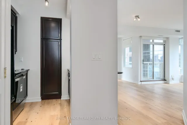 Additional property image - 100 Hayden St Unit 1101