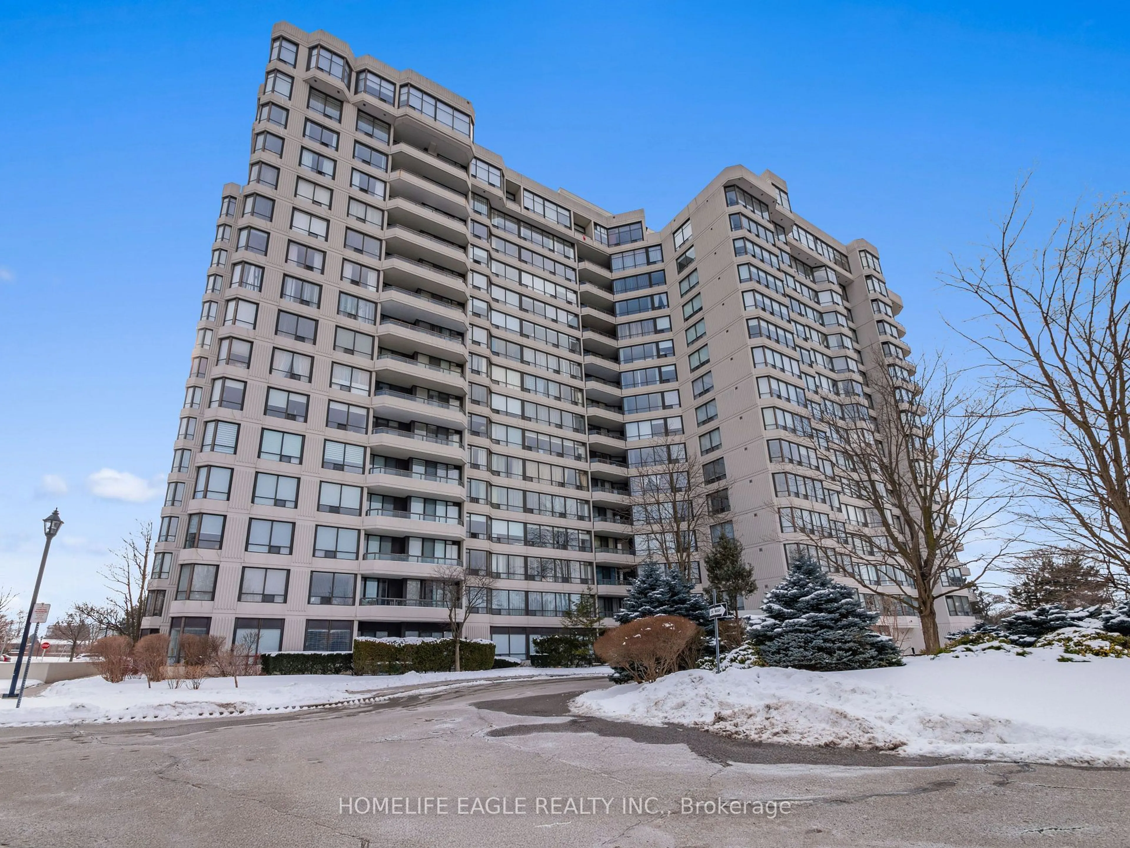 A pic from outside/outdoor area/front of a property/back of a property/a pic from drone, unknown for 1131 Steeles Ave #PH212, Toronto Ontario M2R 3W8