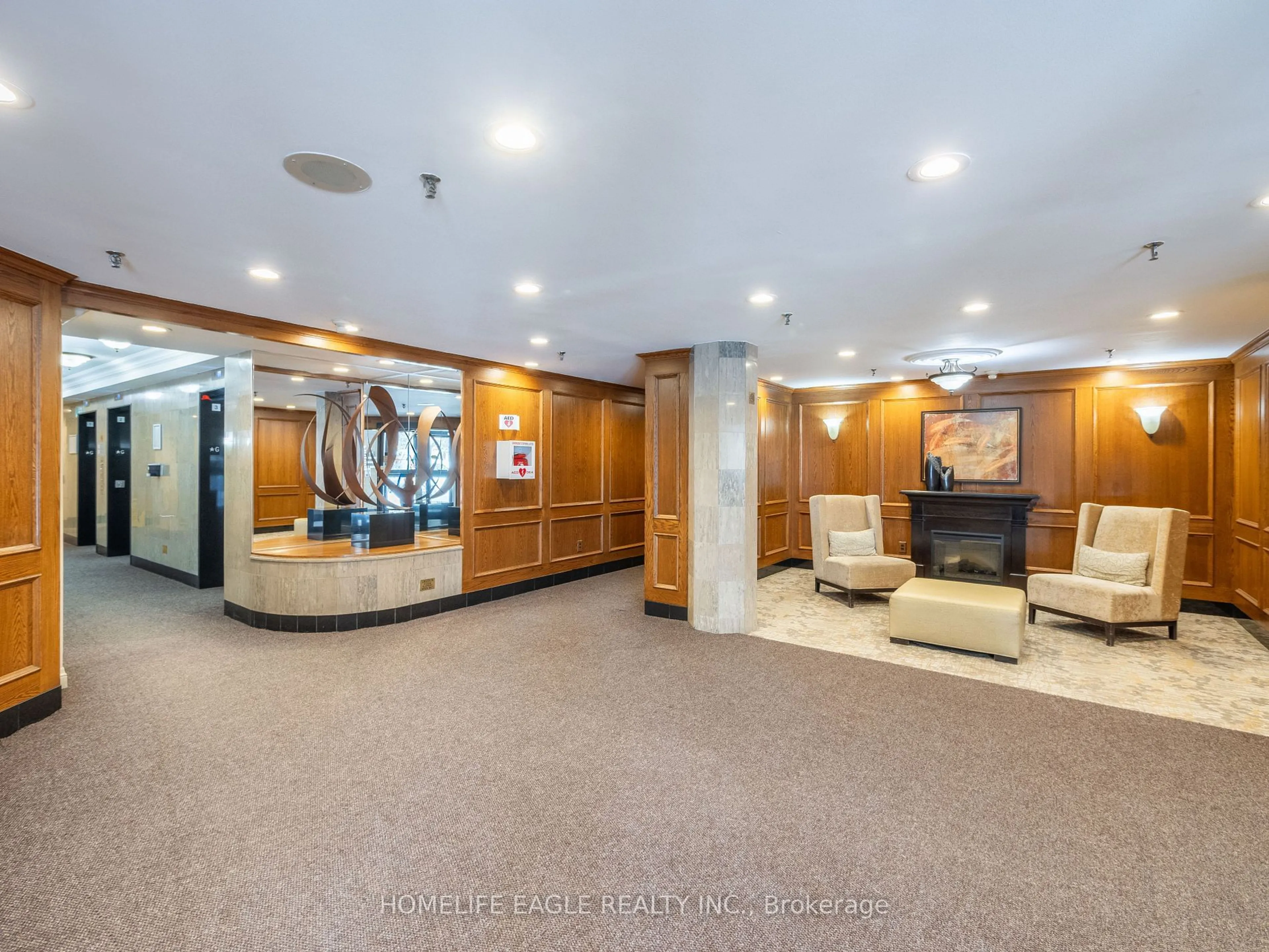 Lobby for 1131 Steeles Ave #PH212, Toronto Ontario M2R 3W8