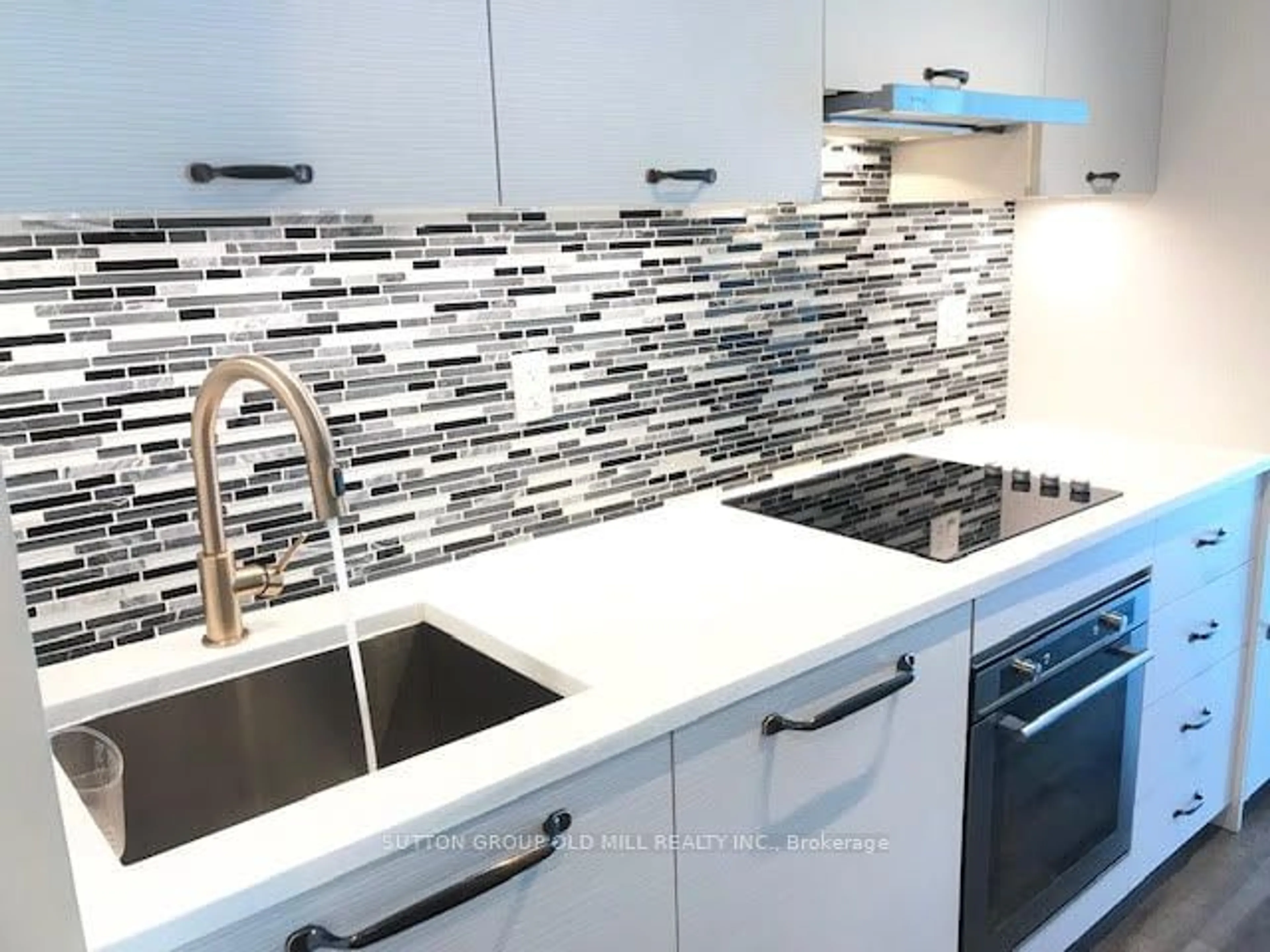 Contemporary kitchen, ceramic/tile floor for 106 Dovercourt Rd #302, Toronto Ontario M6J 0G4