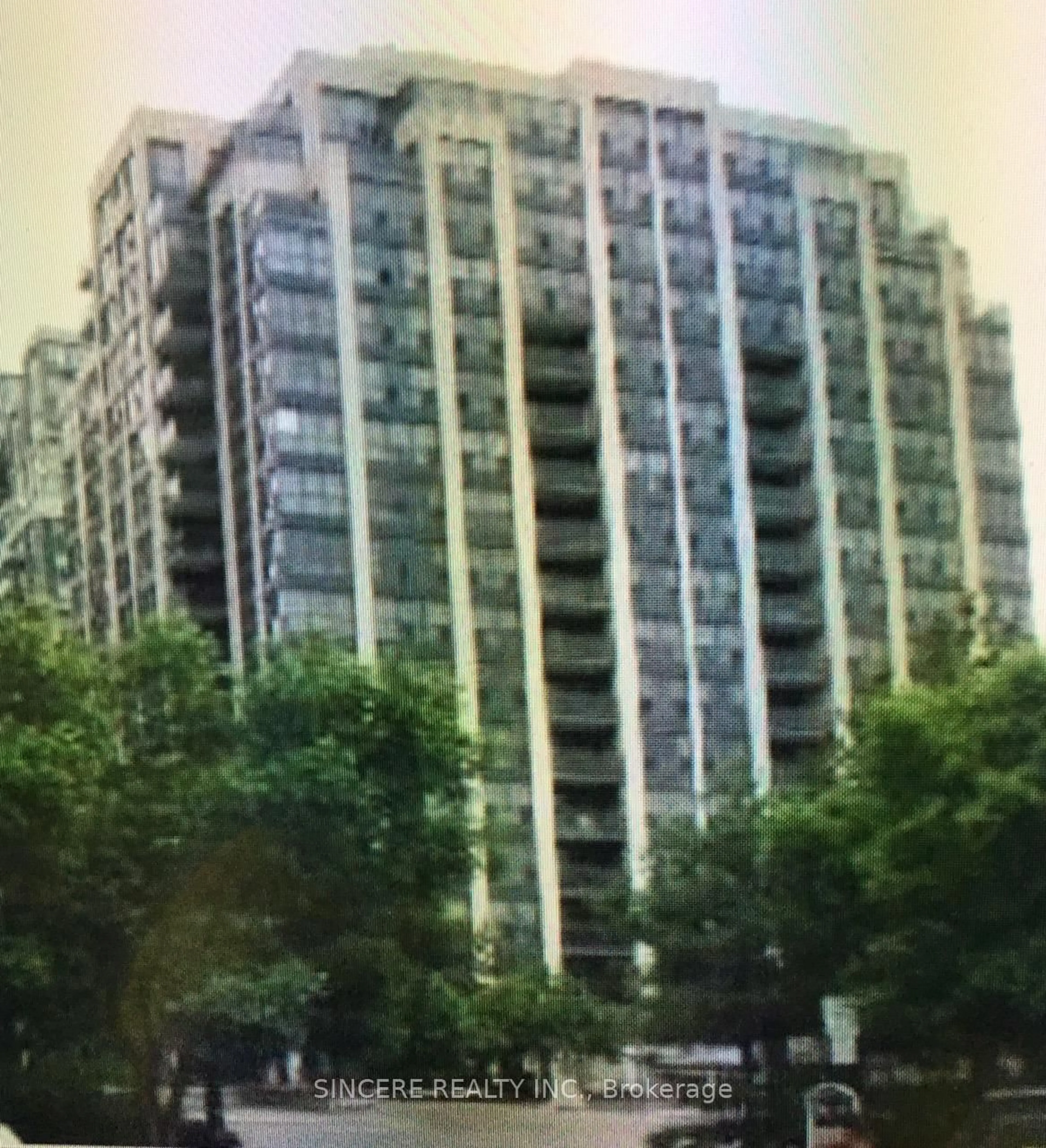 Blurry image for 28 Hollywood Ave #309, Toronto Ontario M2N 6S4