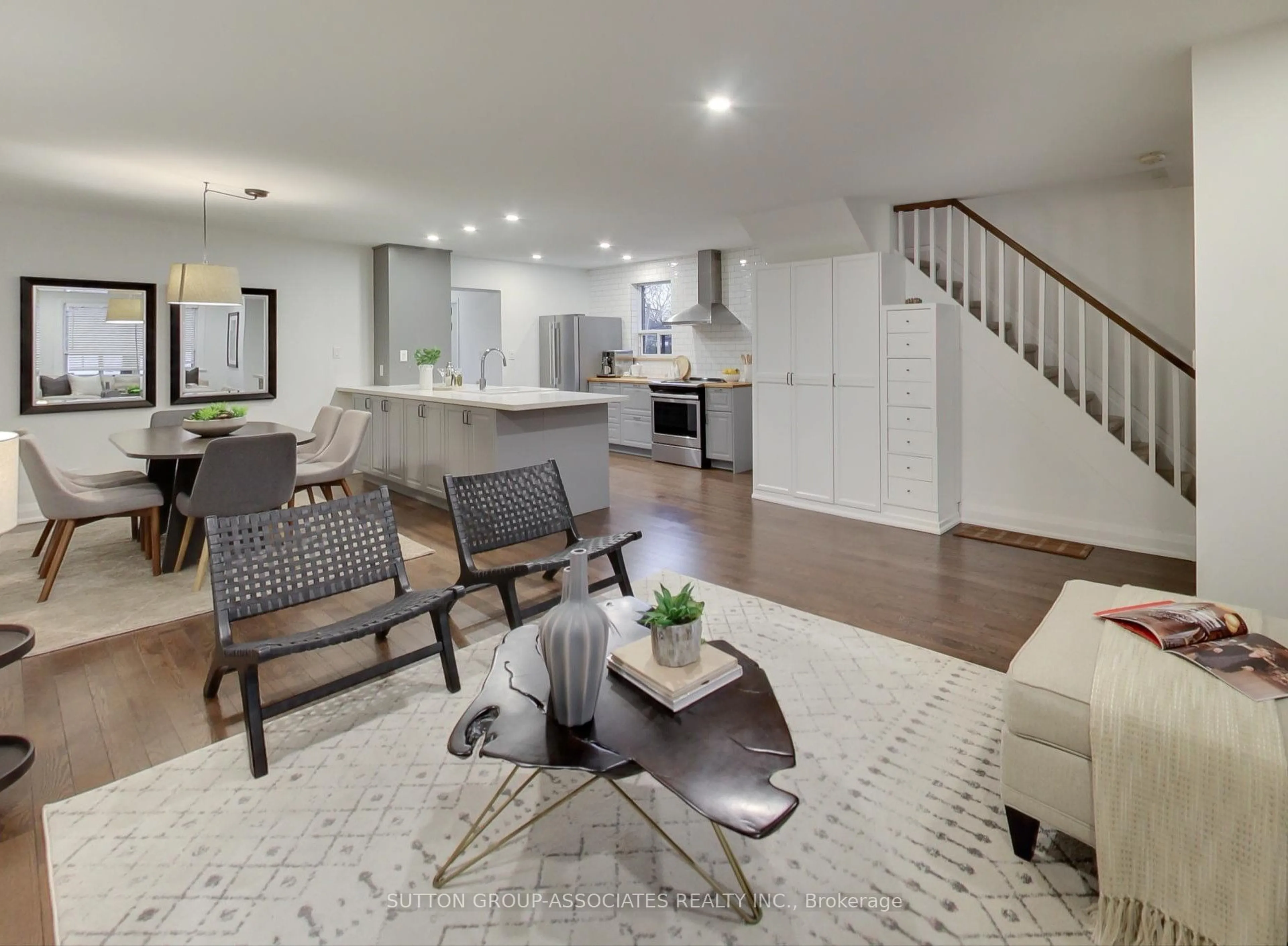 Living room with furniture, unknown for 504 Glenholme Ave, Toronto Ontario M6E 3G2