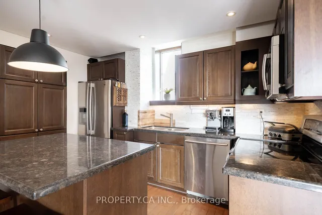 Additional property image - 95 Lombard St Unit 801