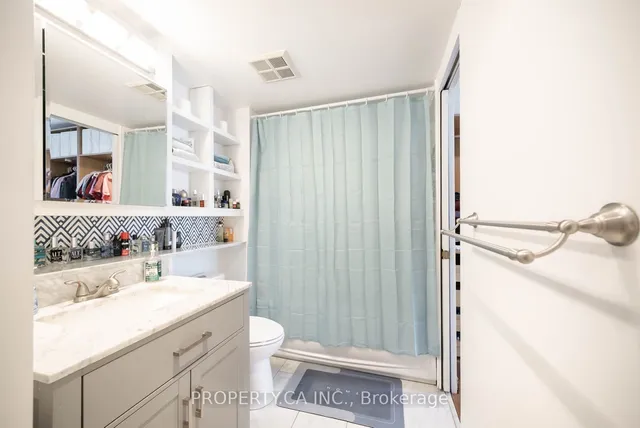 Additional property image - 95 Lombard St Unit 801