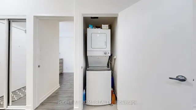 Additional image 8 of 18 Rean Dr Unit 215