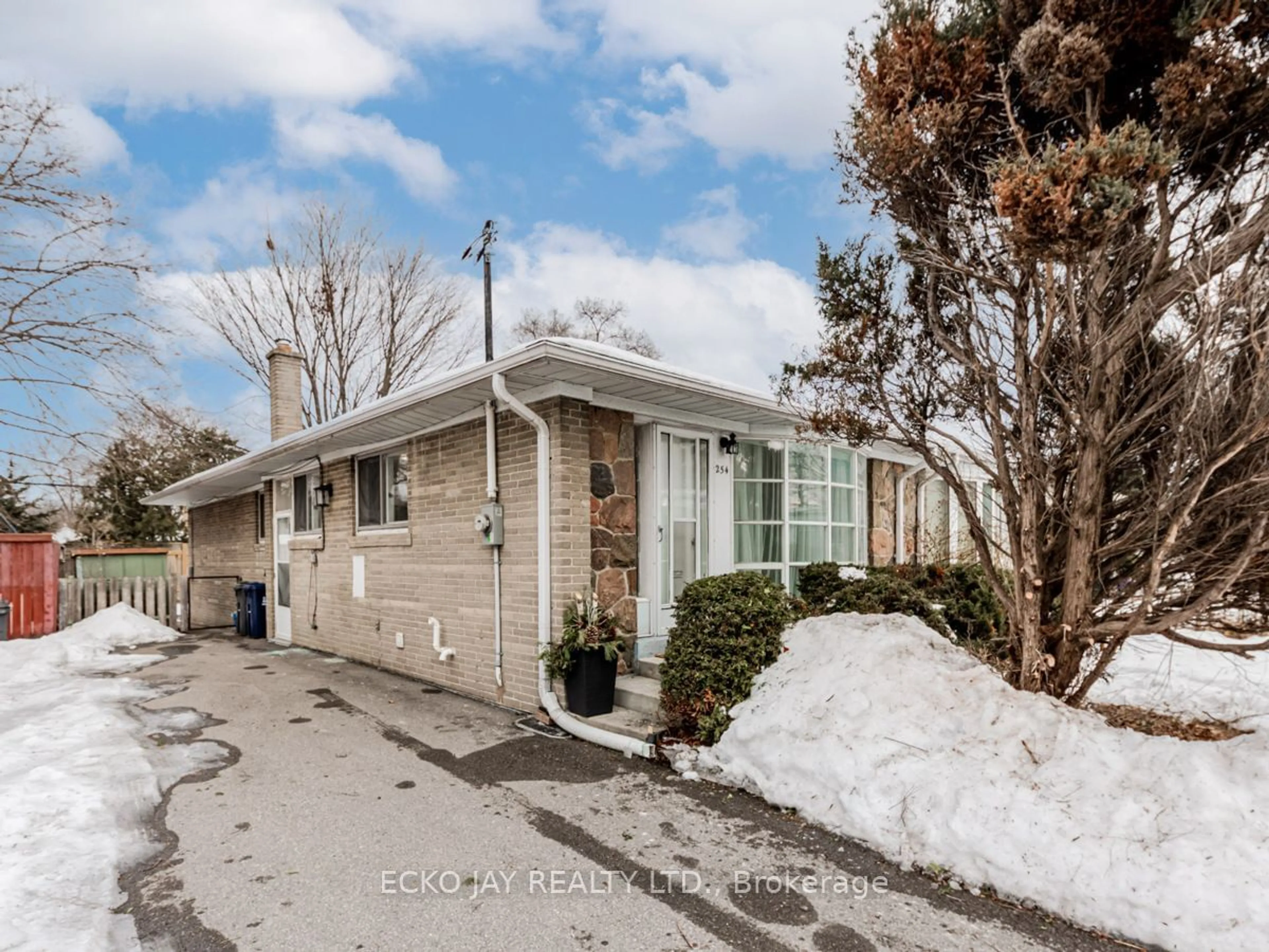 Unknown for 254 Roywood Dr, Toronto Ontario M3A 2E6