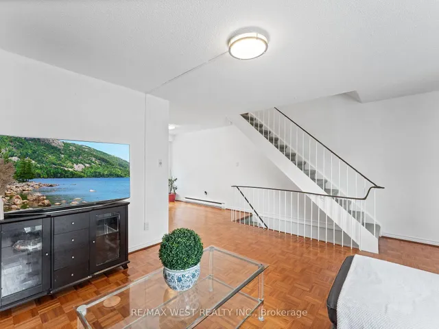 Additional property image - 94 Plum Tree Way