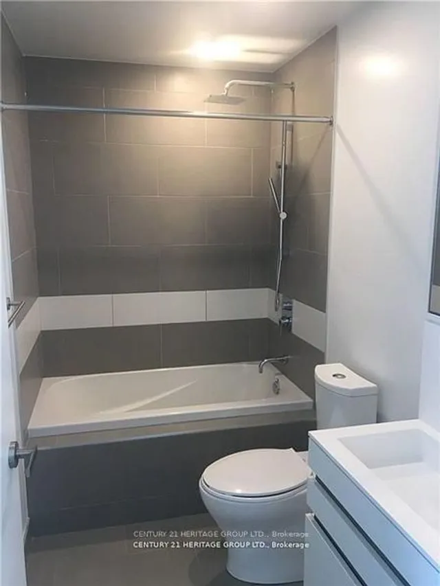 Additional property image - 197 Yonge St Unit 4614