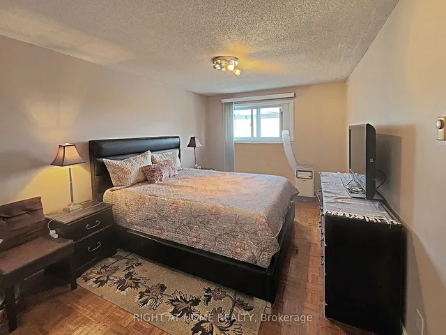 Additional image 10 of 5877 Bathurst St Unit 210
