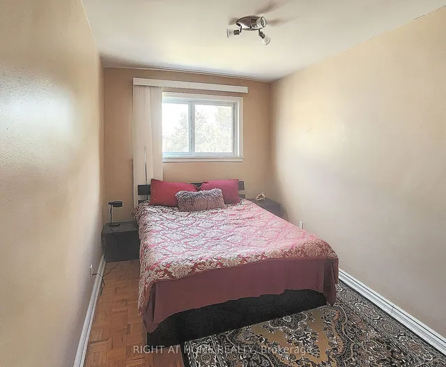 Additional image 9 of 5877 Bathurst St Unit 210