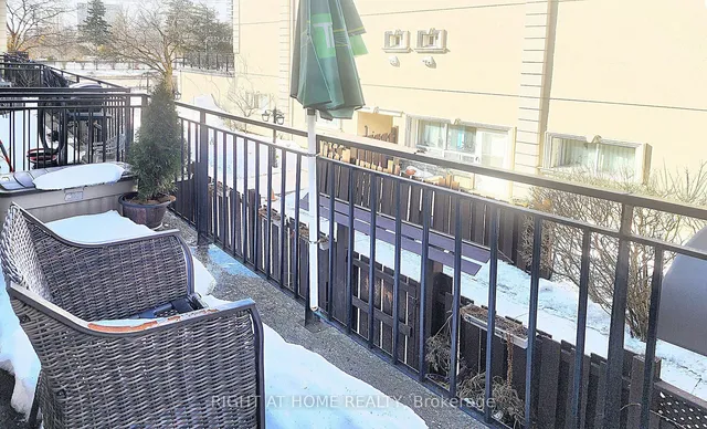 Additional image 8 of 5877 Bathurst St Unit 210