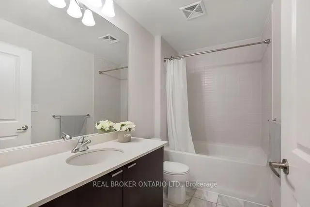 Additional property image - 35 Hayden St Unit 807