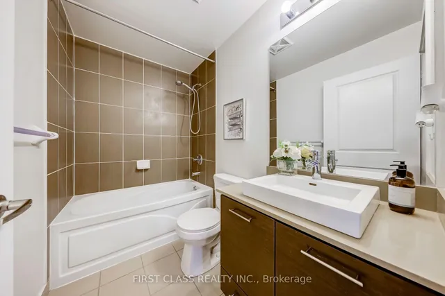 Additional property image - 26 Norton Ave Unit PH10