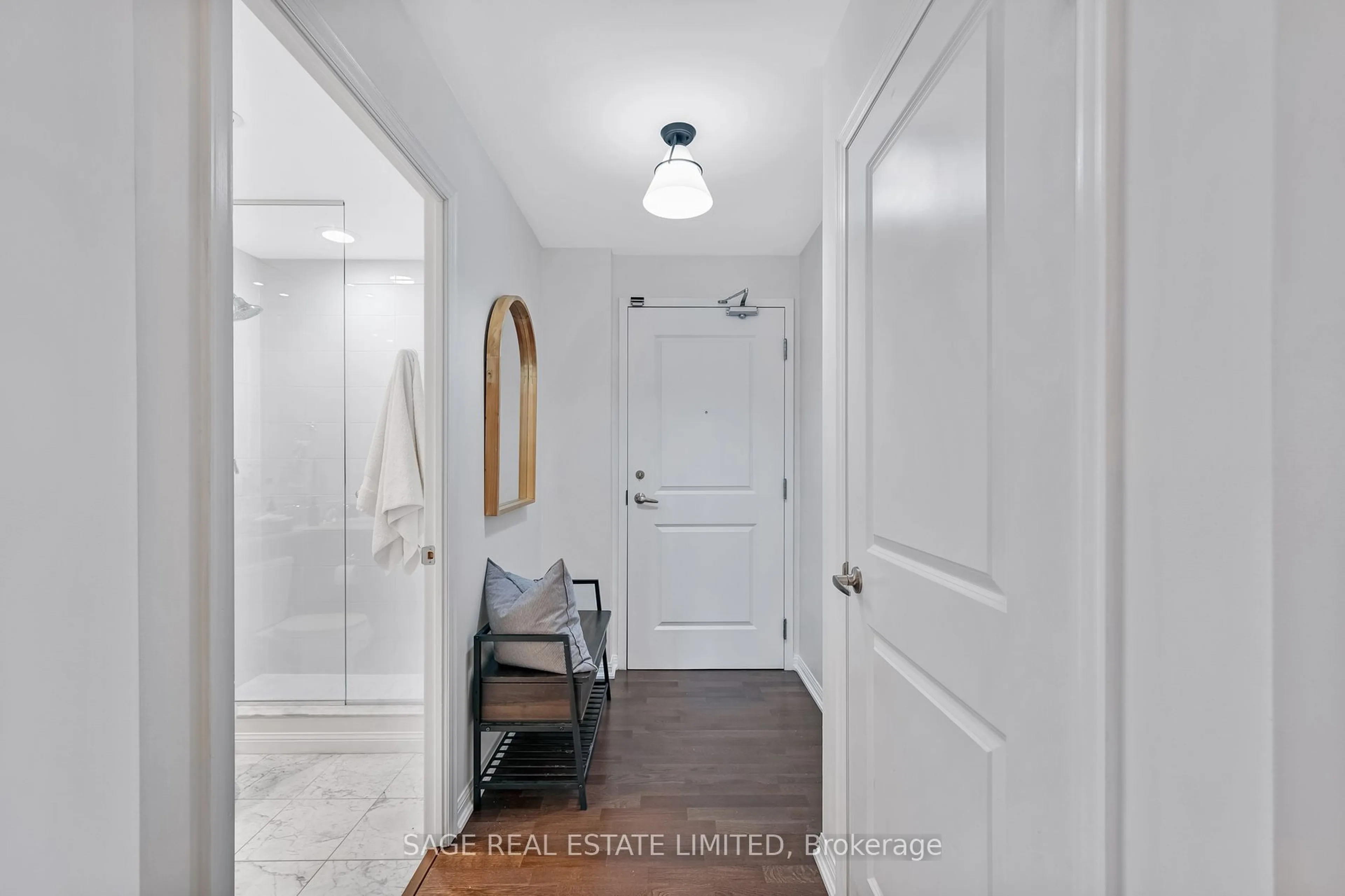 Indoor entryway for 21 Grand Magazine St #1408, Toronto Ontario M5V 1B5