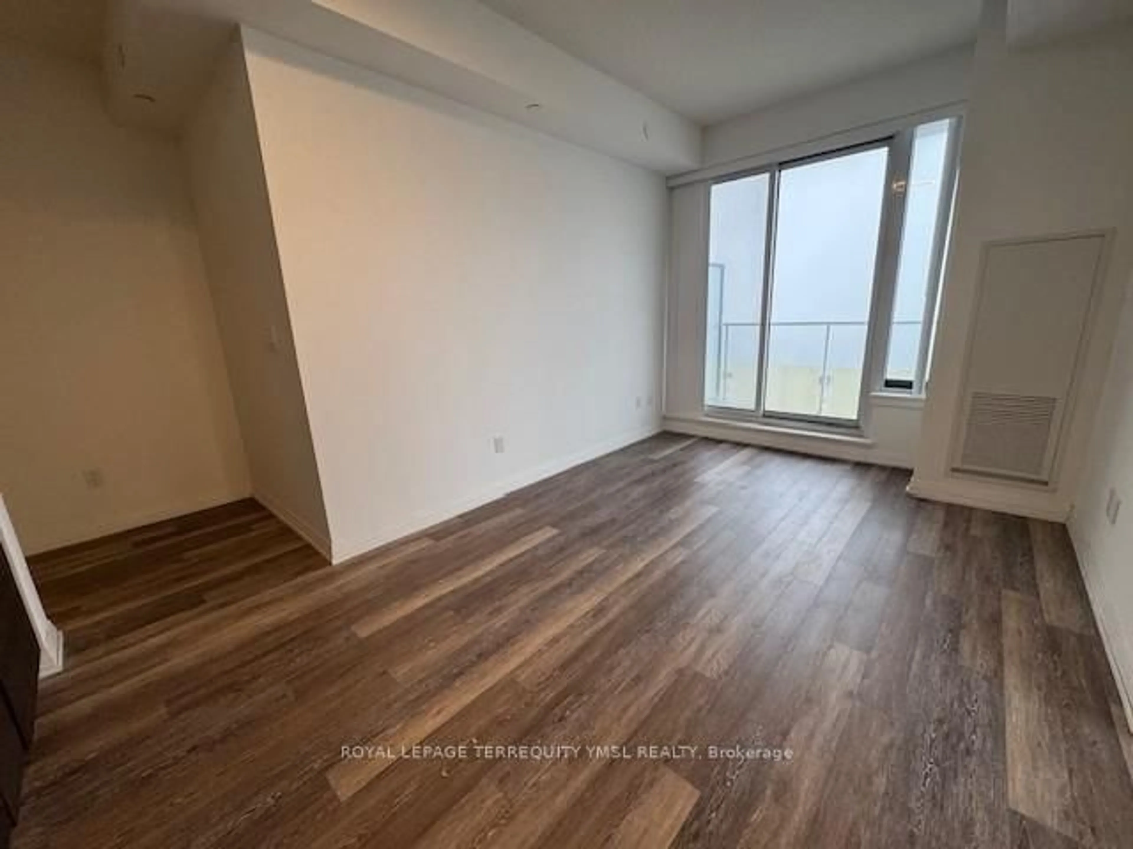 A pic of a room for 75 Canterbury Pl #2311, Toronto Ontario M2N 0L2