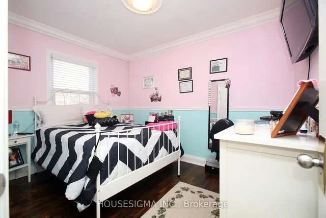 Additional property image - 94 Fairholme Ave