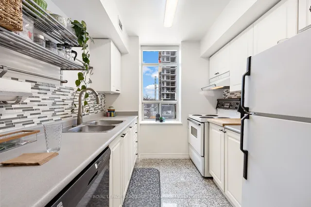 Additional property image - 5 Rosehill Ave Unit 519