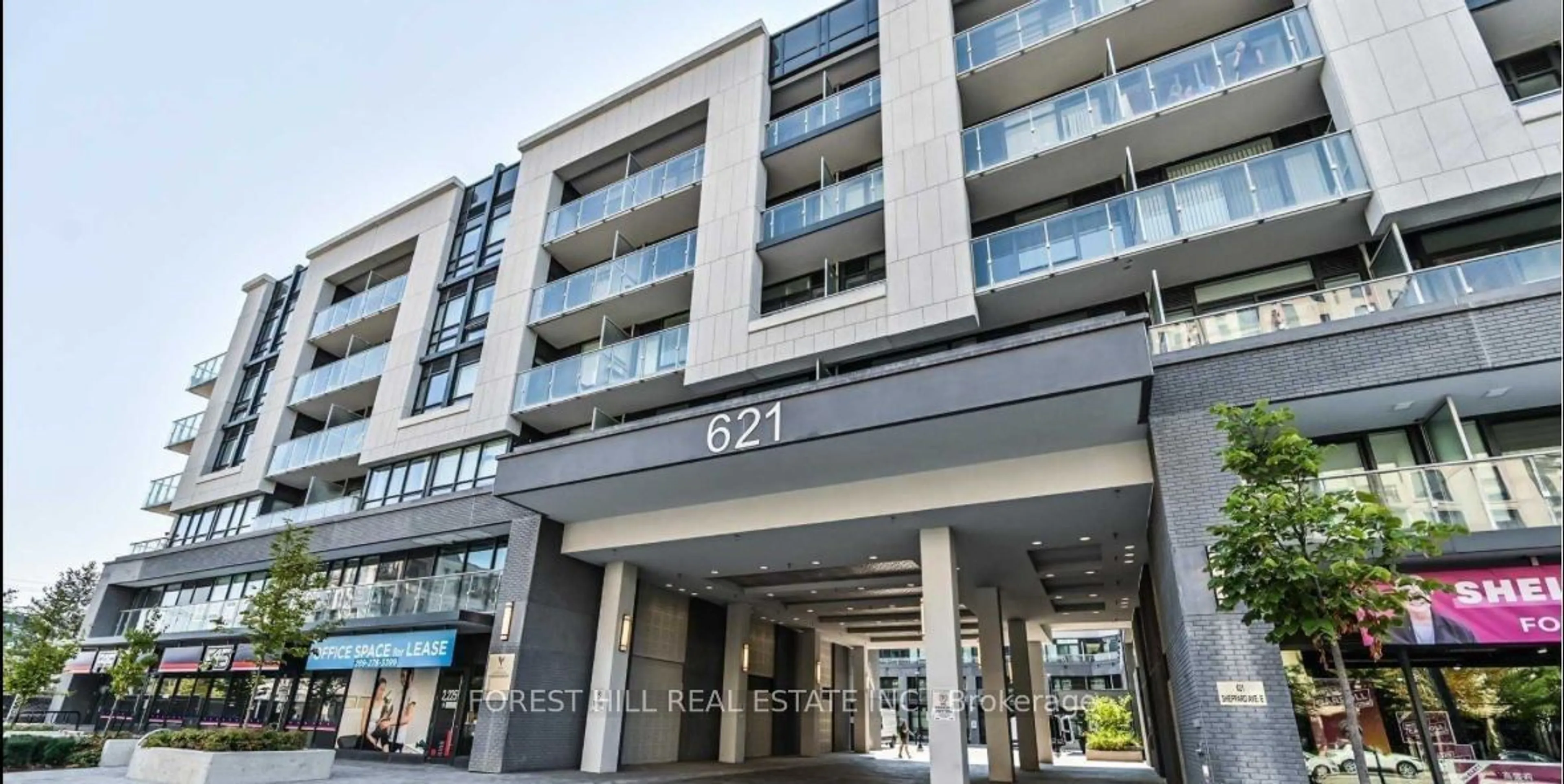 Indoor foyer for 621 Sheppard Ave #307, Toronto Ontario M2K 0G4