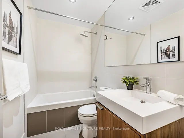 Additional property image - 318 King St Unit 513