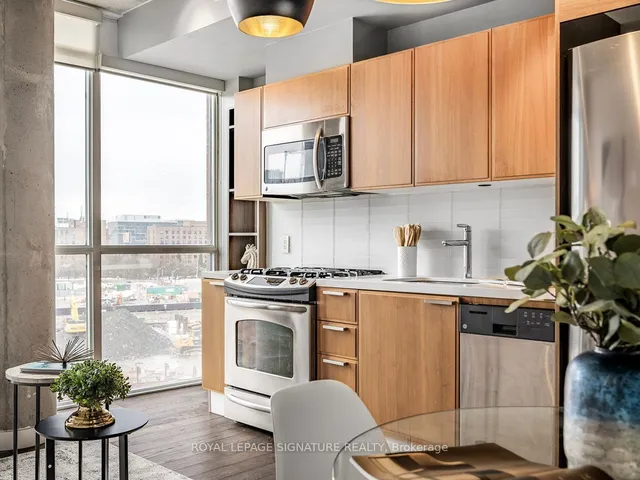 Additional property image - 318 King St Unit 513