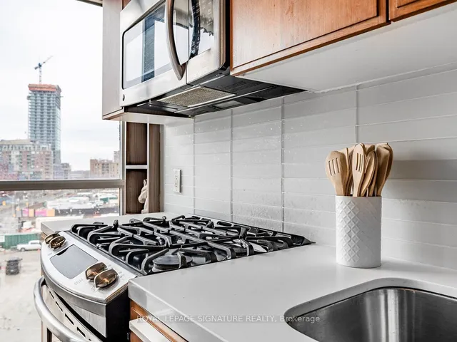 Additional property image - 318 King St Unit 513