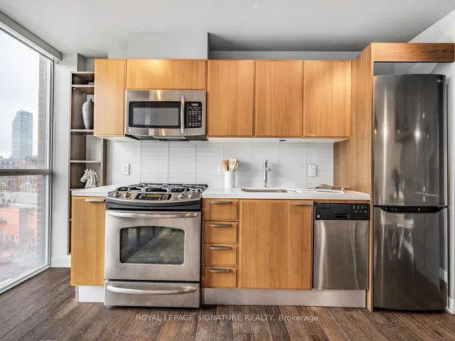 Additional property image - 318 King St Unit 513