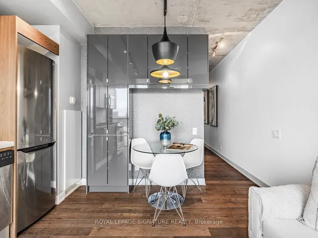 Additional property image - 318 King St Unit 513