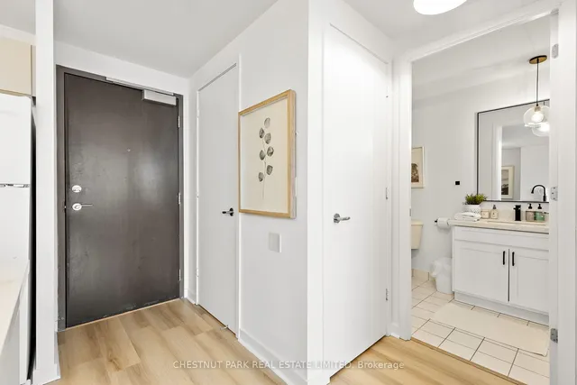 Additional property image - 285 Mutual St Unit 1705