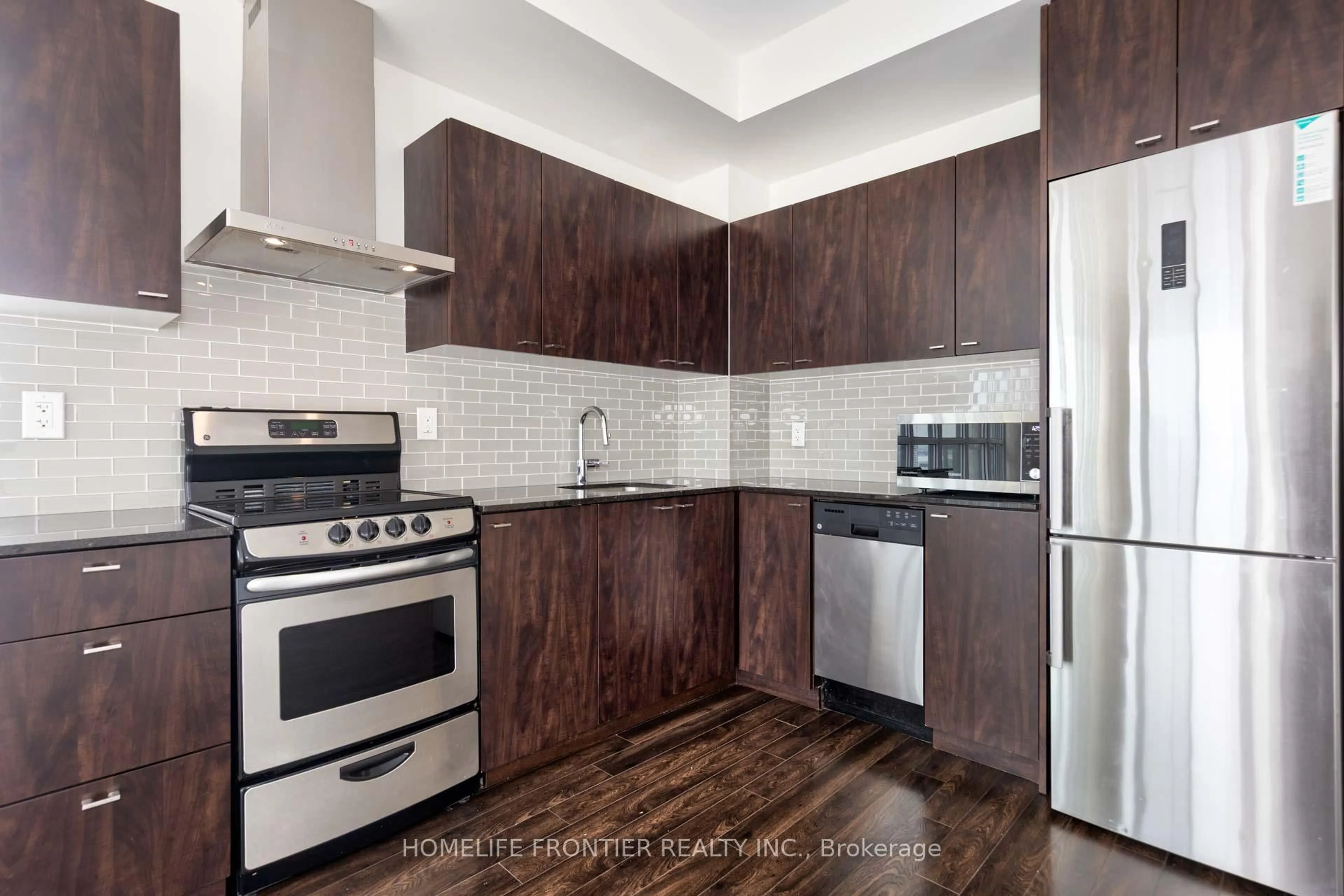 Standard kitchen, unknown for 51 East Liberty St #2112, Toronto Ontario M6K 3P8