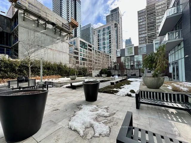 Additional property image - 101 Erskine Ave Unit 1404