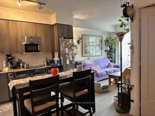 Additional property image - 101 Erskine Ave Unit 1404
