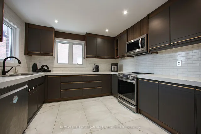 Additional property image - 66 Moore Park Ave