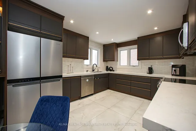 Additional property image - 66 Moore Park Ave